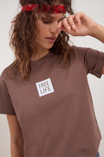 Kadın Free Life Baskılı Basic T-shirt