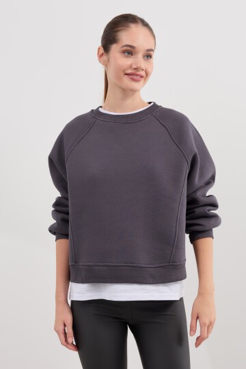 Kadın Üç İplik Bisiklet Yaka Crop Sweatshirt