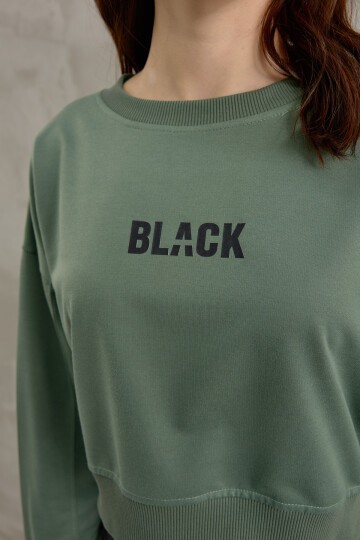 Kadın Black Baskı Detaylı Crop Yarasa Kol Sweatshirt